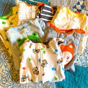 Newborn zip up footed sleepers